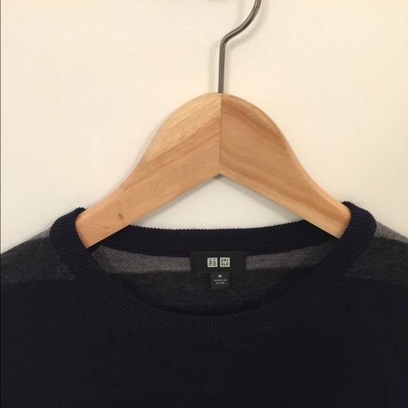 Uniqlo striped crew sweater medium - Picture 2 of 6